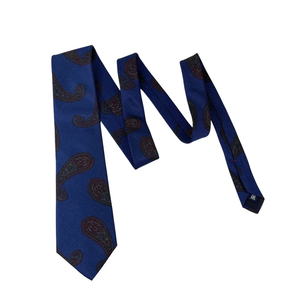 Vintage Burberrys London 100% silk paisley print tie blue maroon red designer‎
